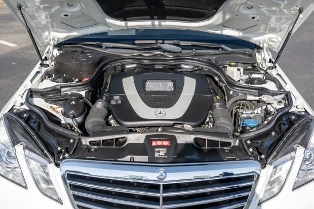 2010 Mercedes-Benz W212 E-Class - Image 6 of 7