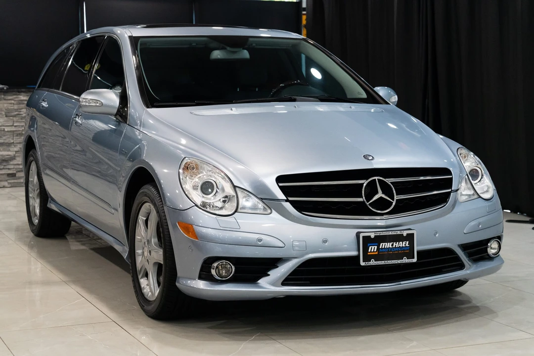 2010 Mercedes-Benz W251 R-Class - Image 8 of 31