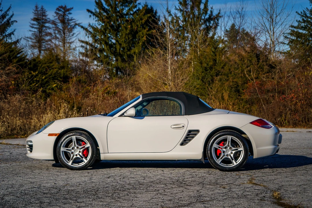 2010 Porsche 987 Boxster S - Image 24 of 31