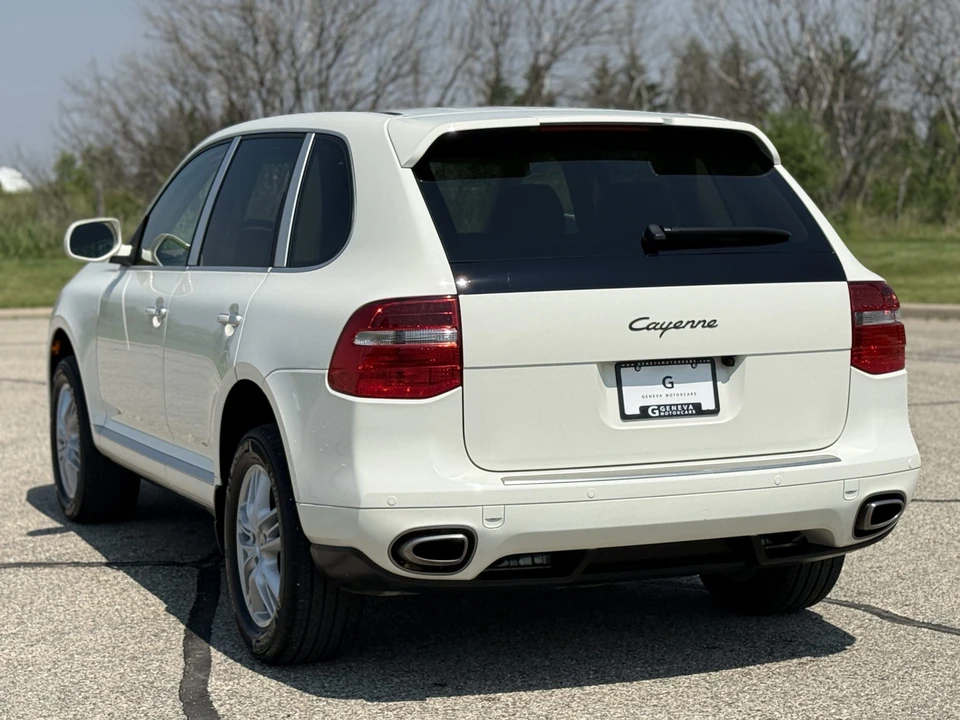 2010 Porsche 955/957 Cayenne - Image 13 of 31