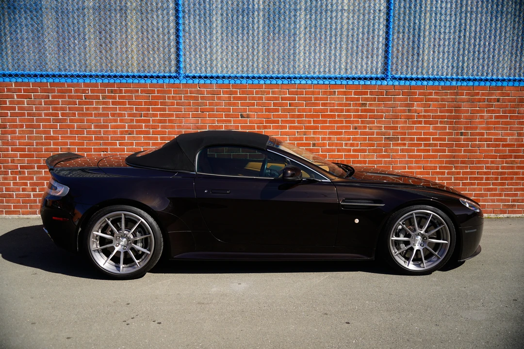 2011 Aston Martin V8 Vantage (2006-2017) - Image 27 of 31