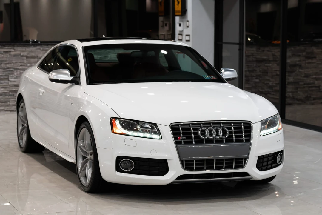 2011 Audi B8 S5 - Image 14 of 31