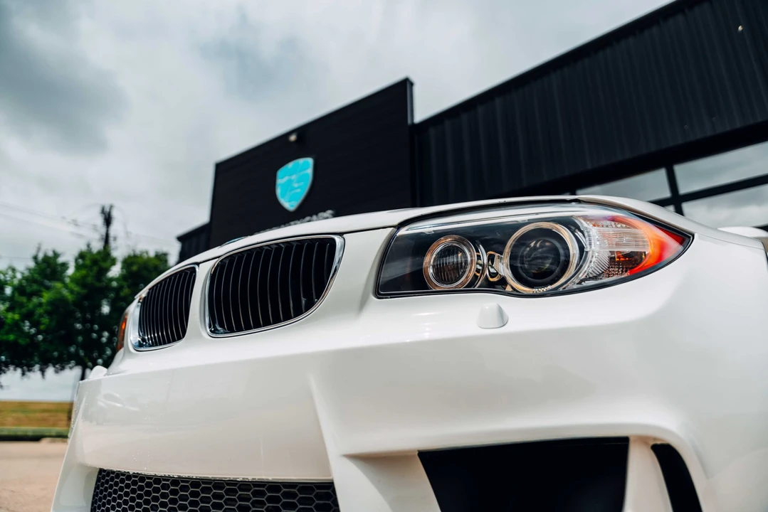 2011 BMW 1M - Image 20 of 31