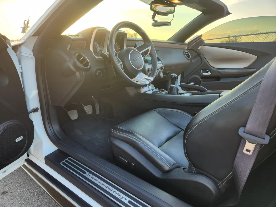 2011 Chevrolet Camaro SS 5th Gen - Image 25 of 31
