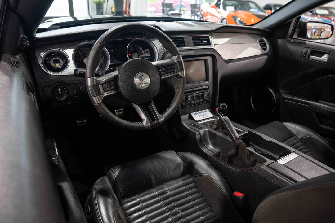 2011 Ford S197 Mustang - Image 28 of 31