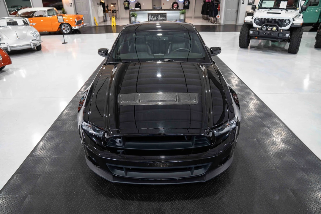 2011 Ford S197 Mustang - Image 12 of 31