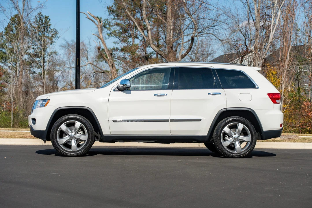 2011 Jeep WK2 Grand Cherokee - Image 2 of 31
