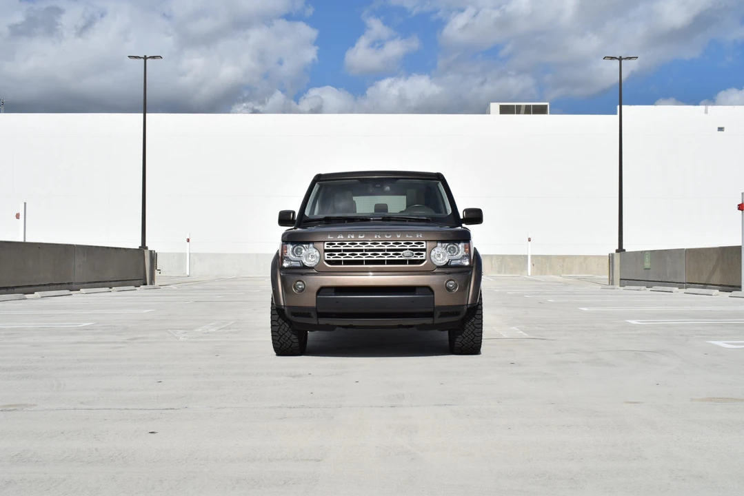 2011 Land Rover Discovery 4th Gen - Image 8 of 31