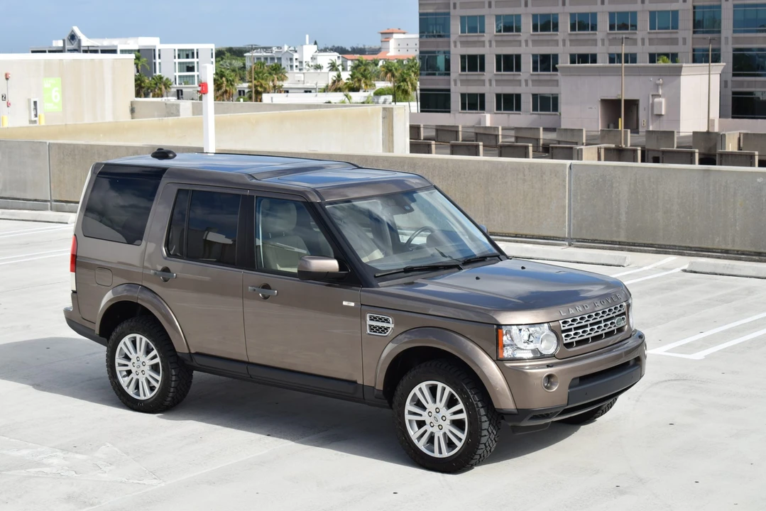 2011 Land Rover Discovery 4th Gen - Image 15 of 31