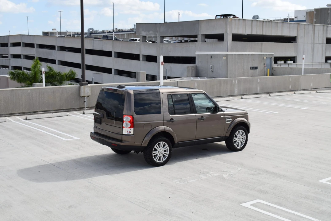 2011 Land Rover Discovery 4th Gen - Image 20 of 31
