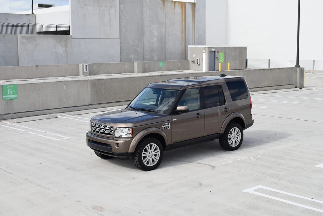 2011 Land Rover Discovery 4th Gen - Image 7 of 31