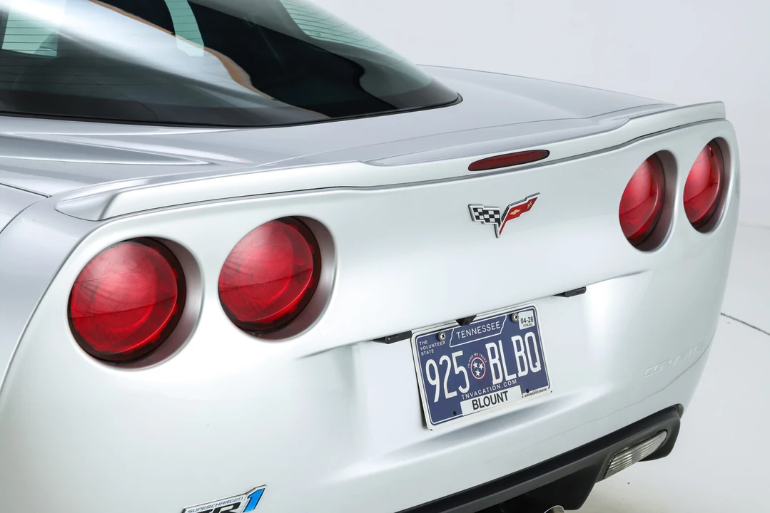 2012 Chevrolet Corvette C6 ZR1 - Image 24 of 31