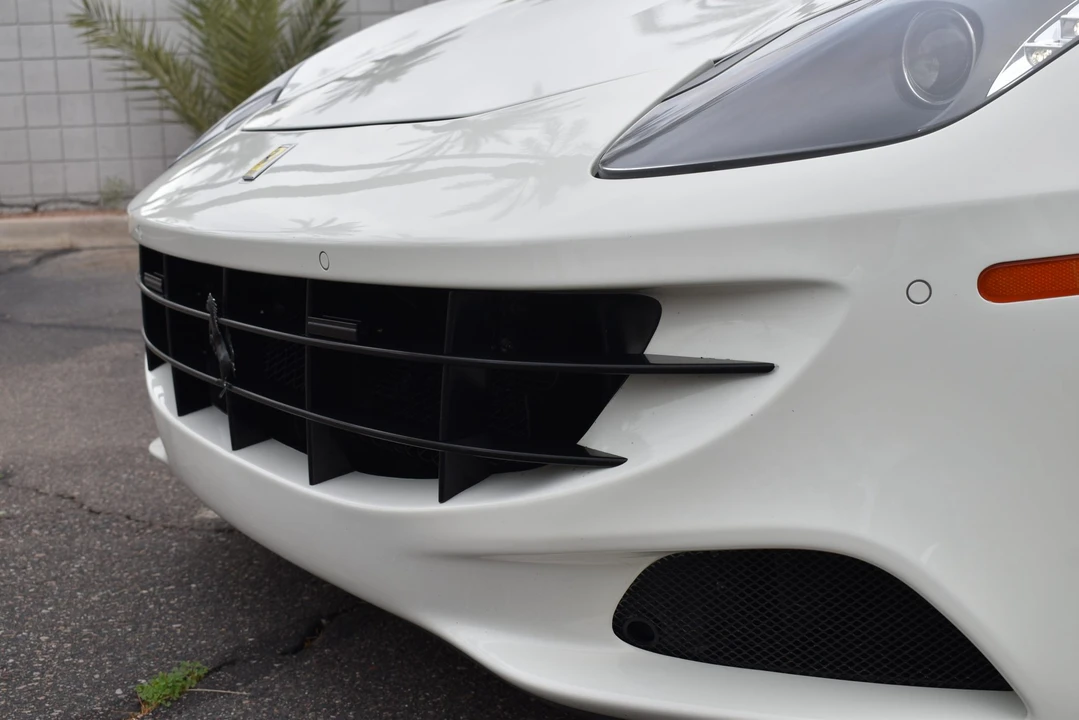 2012 Ferrari FF - Image 16 of 31