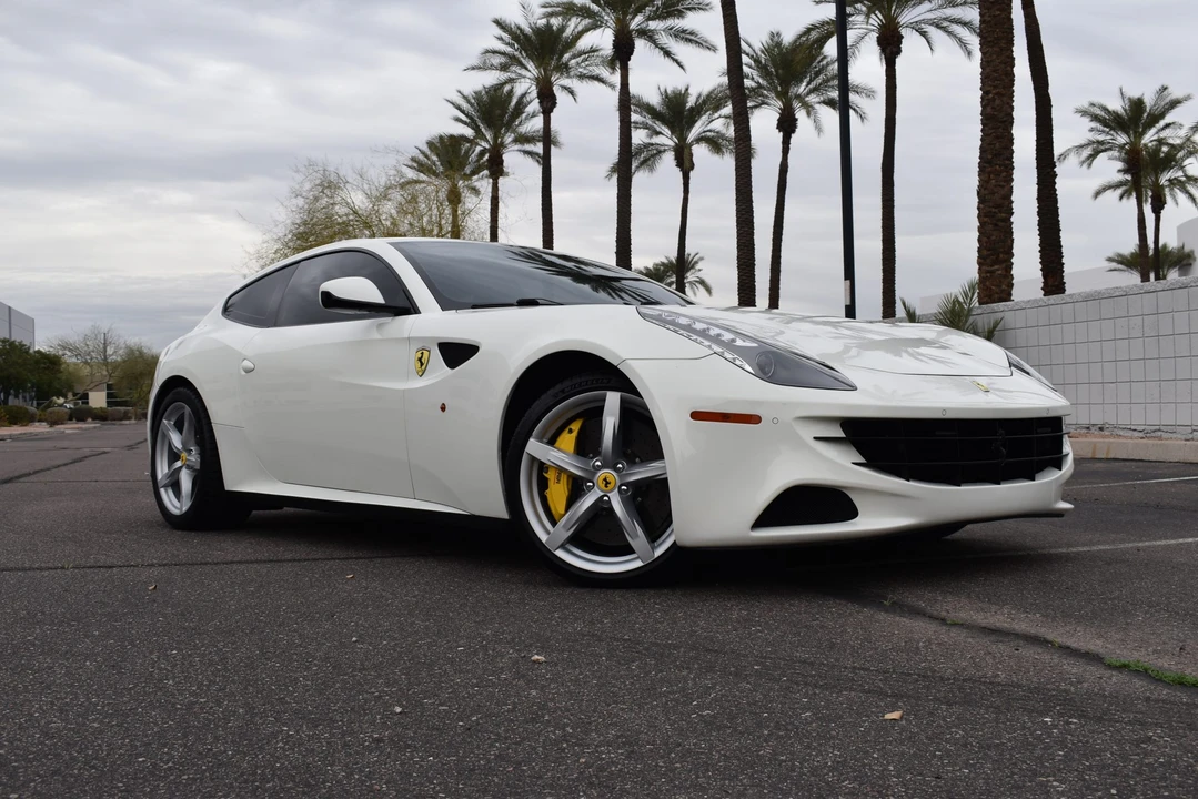 2012 Ferrari FF - Image 11 of 31