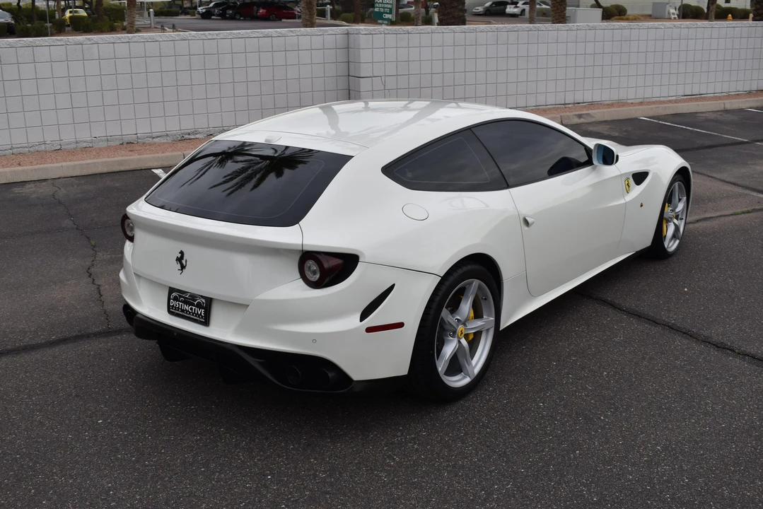 2012 Ferrari FF - Image 8 of 31