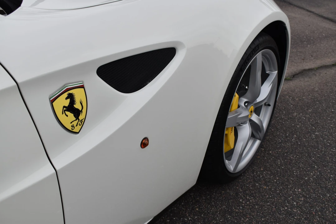 2012 Ferrari FF - Image 20 of 31