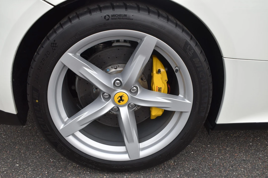 2012 Ferrari FF - Image 29 of 31