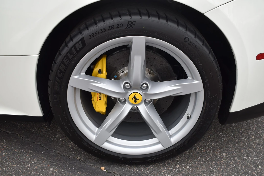 2012 Ferrari FF - Image 28 of 31