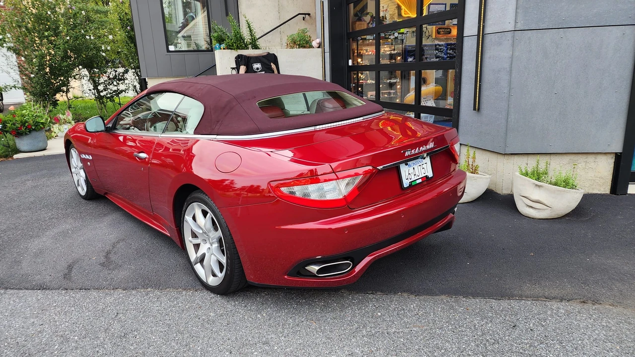2012 Maserati GranTurismo 1st Gen - Image 14 of 31