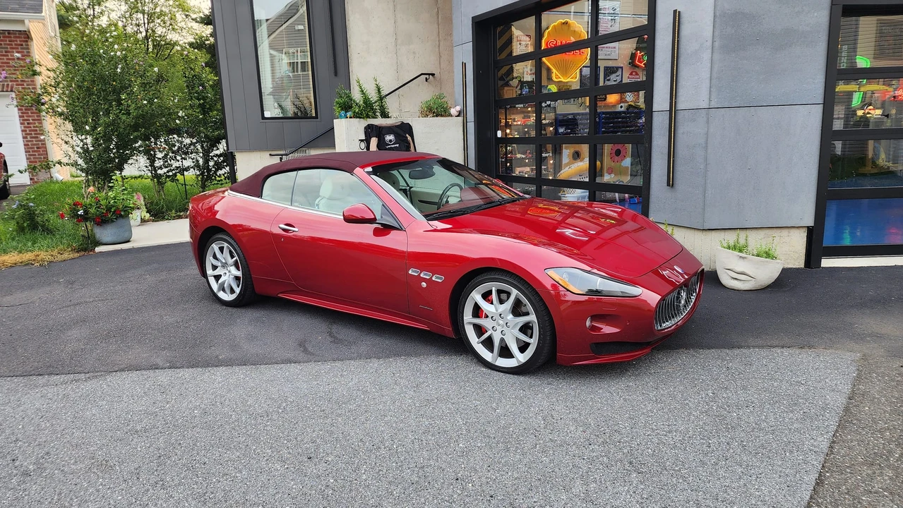 2012 Maserati GranTurismo 1st Gen - Image 11 of 31