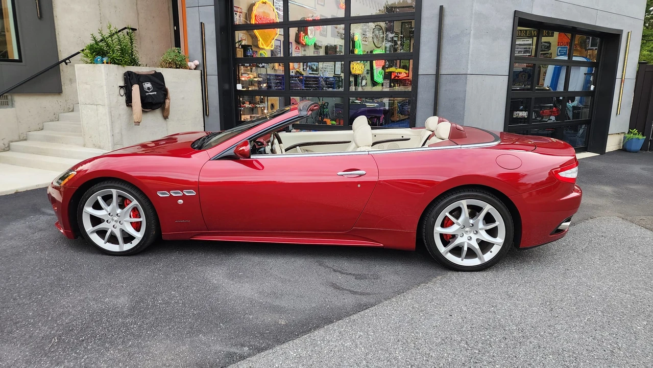 2012 Maserati GranTurismo 1st Gen - Image 9 of 31
