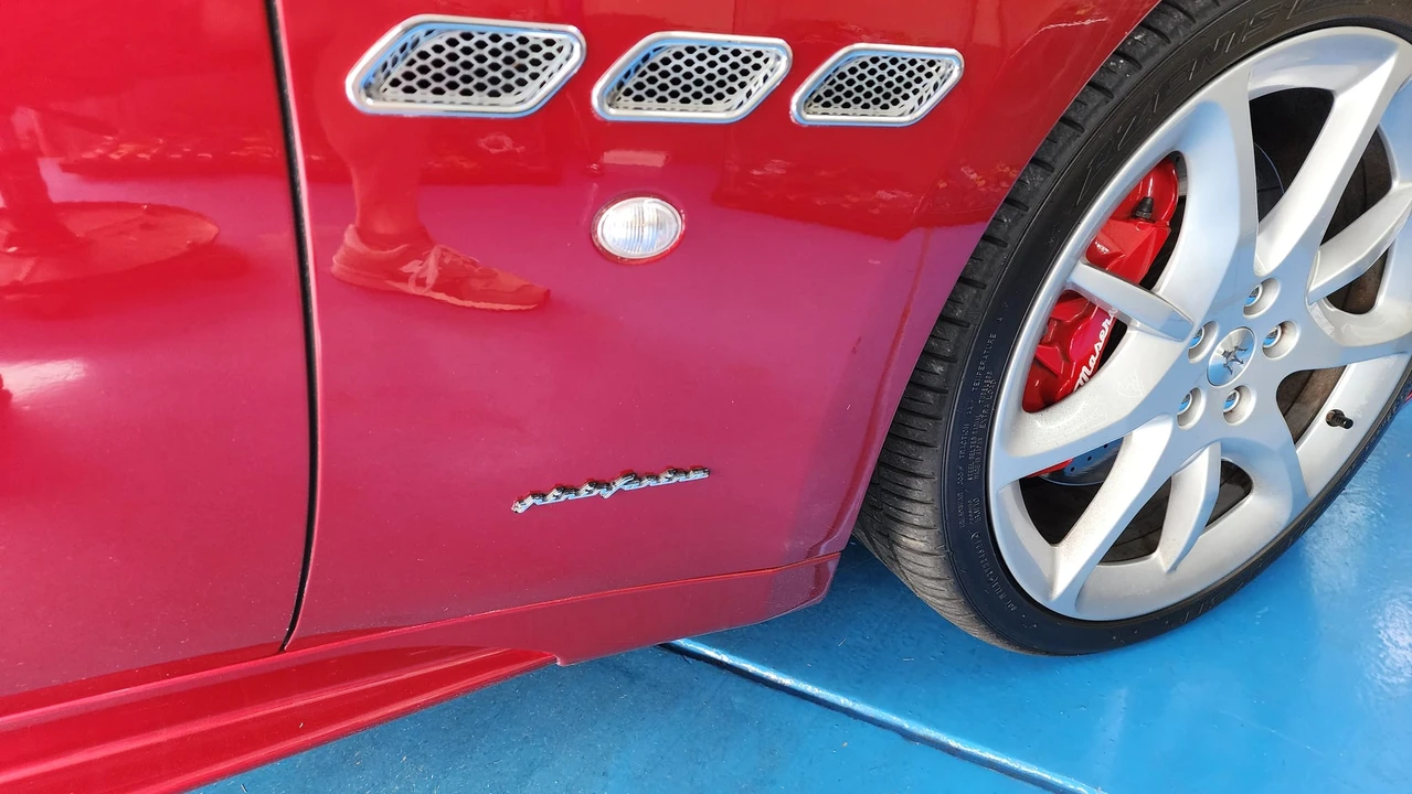 2012 Maserati GranTurismo 1st Gen - Image 26 of 31