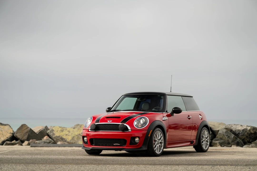 2012 Mini Mini John Cooper Works 2nd Gen - Image 2 of 31