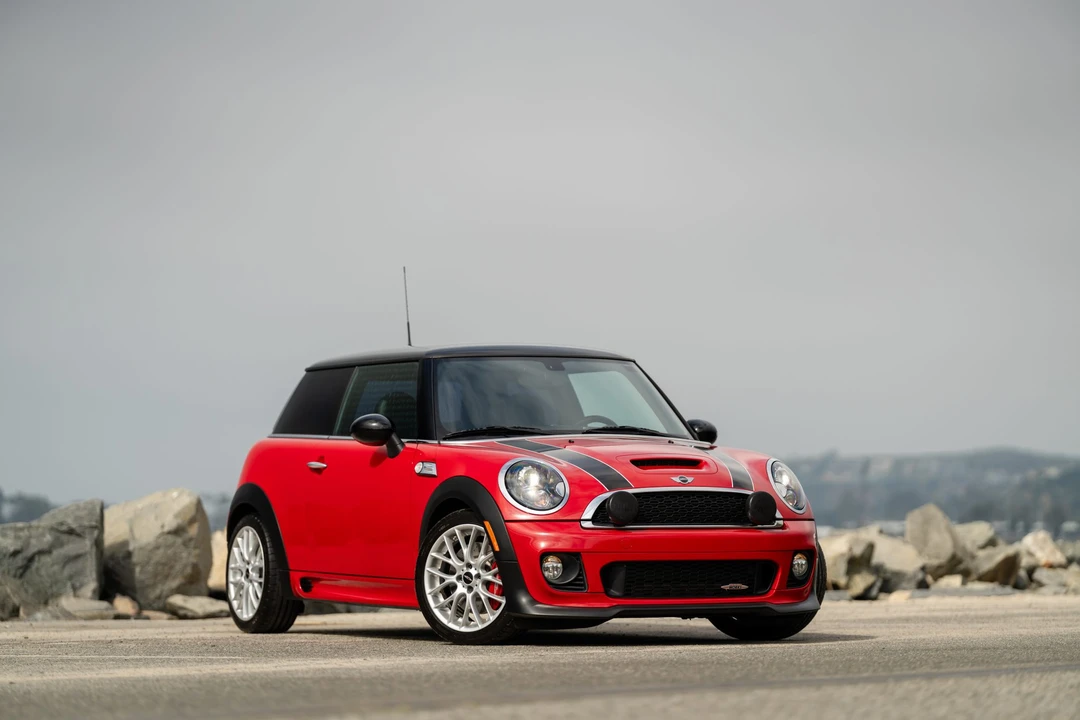 2012 Mini Mini John Cooper Works 2nd Gen - Image 16 of 31