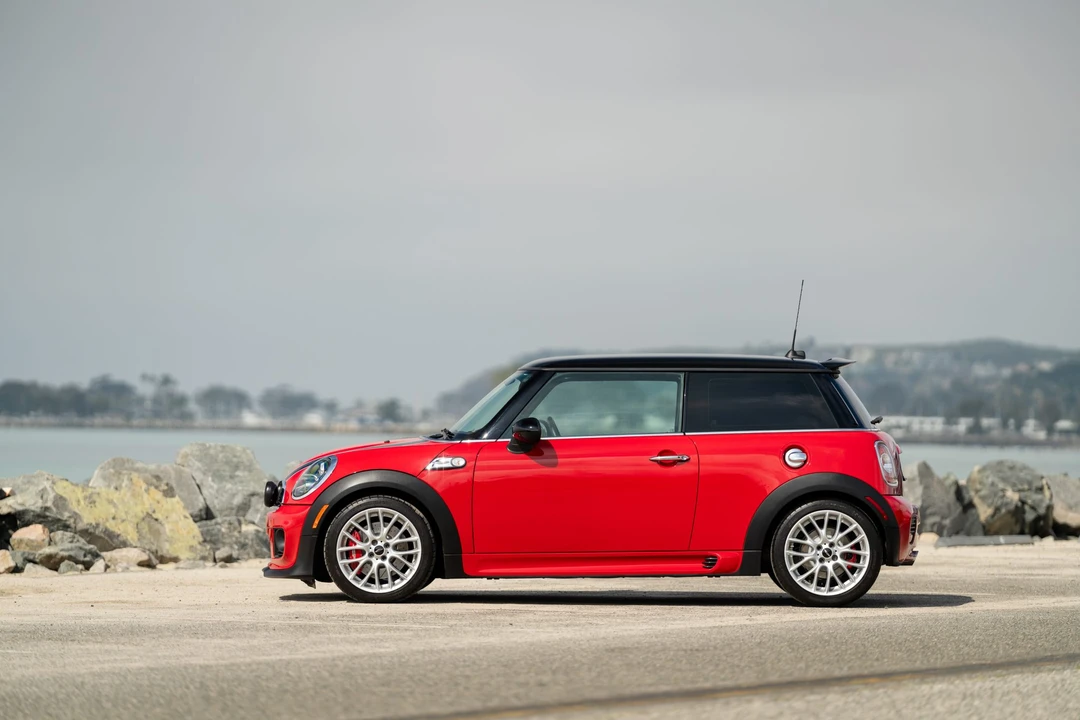 2012 Mini Mini John Cooper Works 2nd Gen - Image 5 of 31