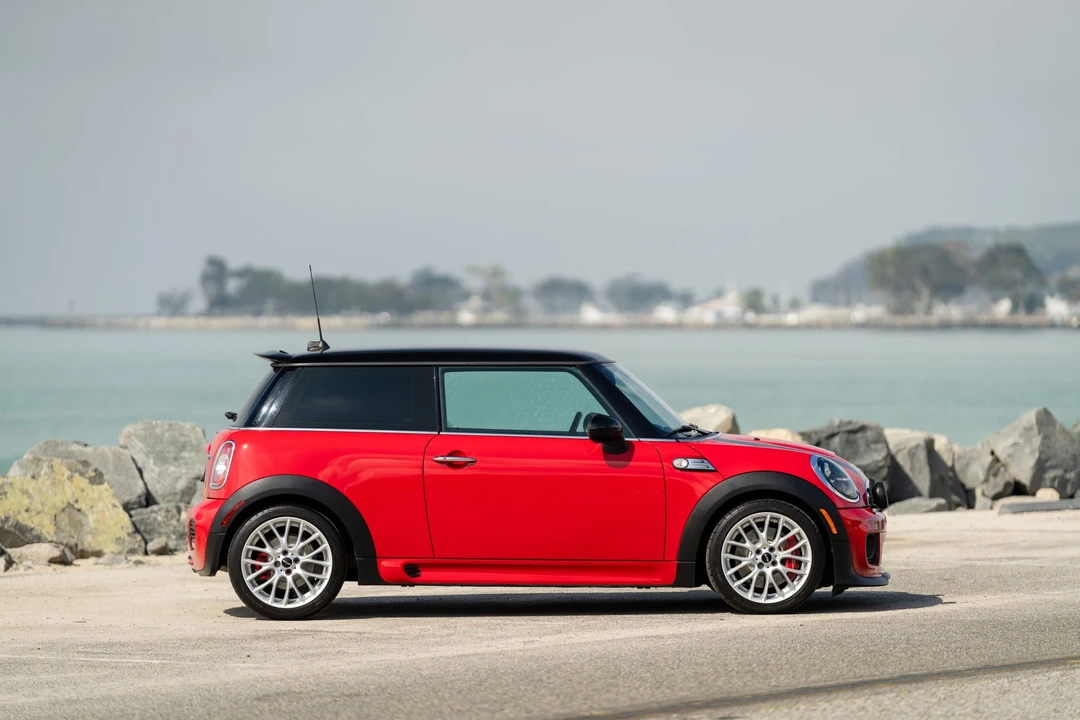 2012 Mini Mini John Cooper Works 2nd Gen - Image 13 of 31