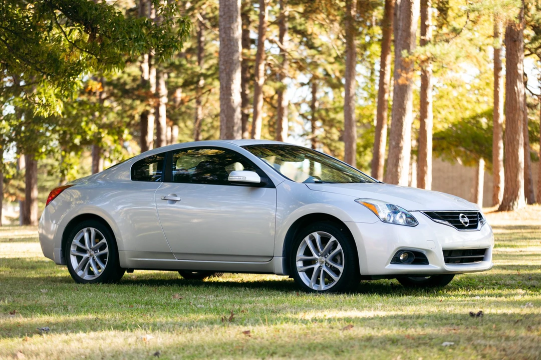 2012 Nissan Altima 4th Gen - Image 10 of 31