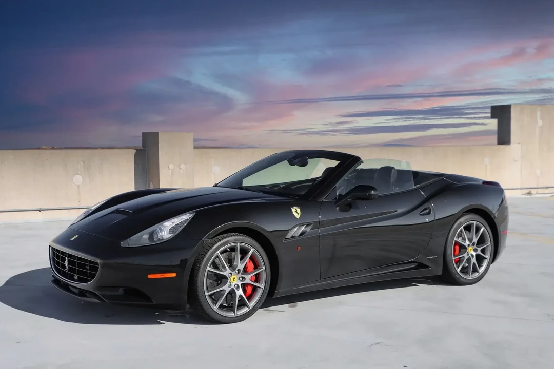 2013 Ferrari California - Image 3 of 6