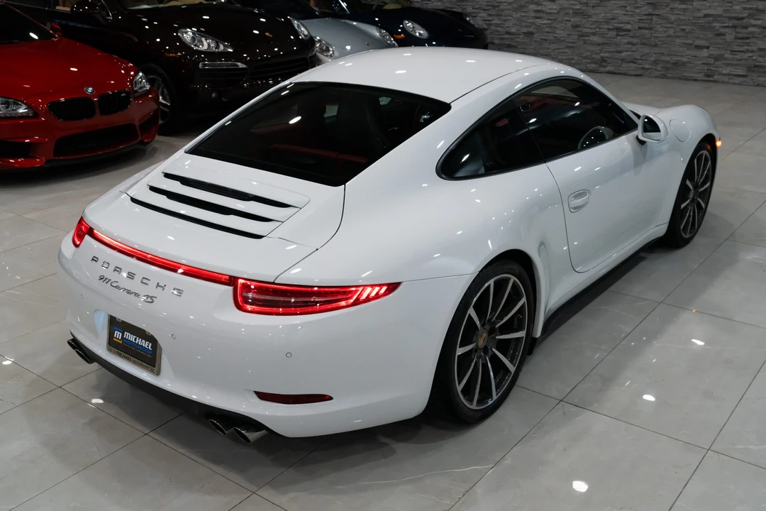 2013 Porsche 991 Carrera 4S - Image 24 of 31