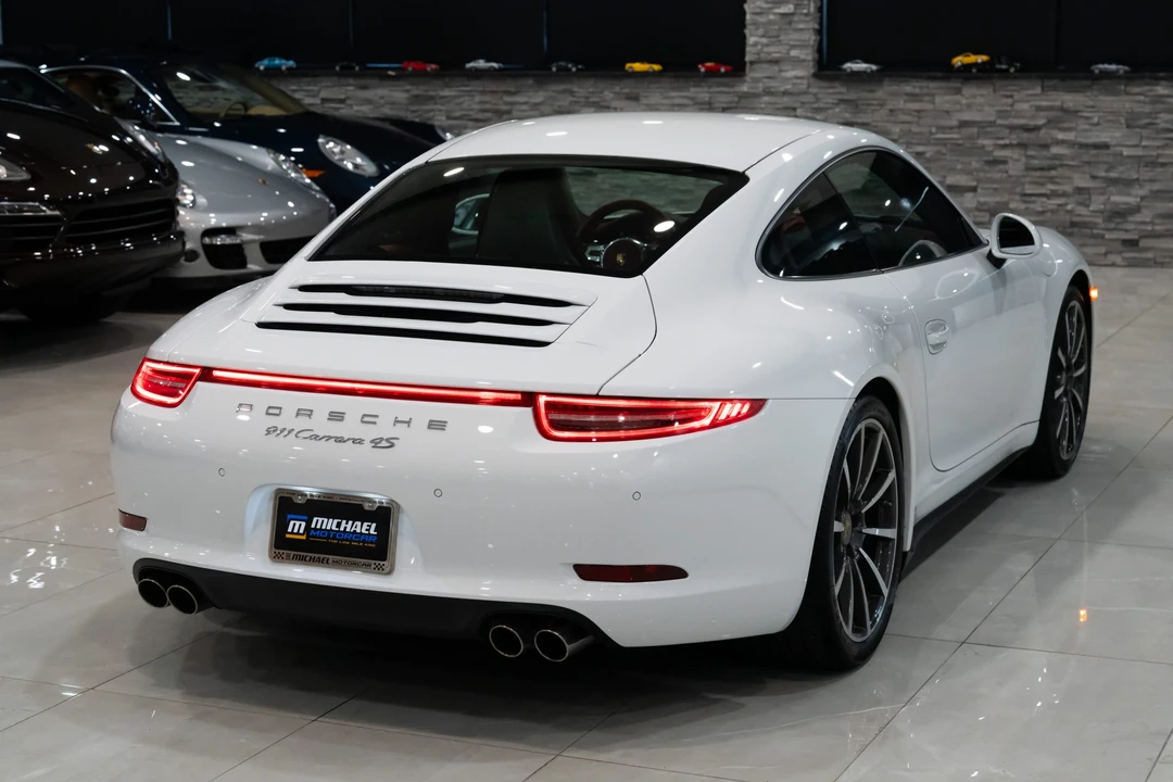 2013 Porsche 991 Carrera 4S - Image 30 of 31