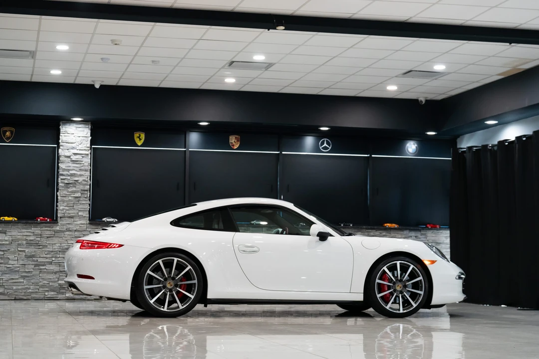 2013 Porsche 991 Carrera 4S - Image 15 of 31