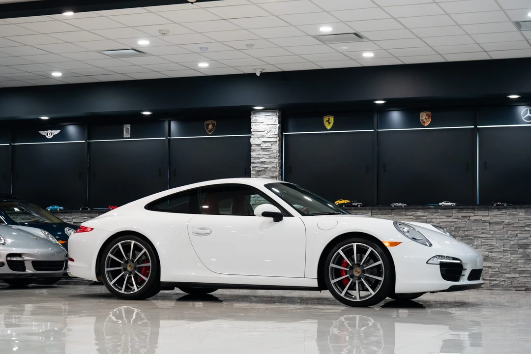 2013 Porsche 991 Carrera 4S - Image 11 of 31