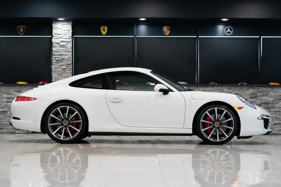 2013 Porsche 991 Carrera 4S - Image 13 of 31