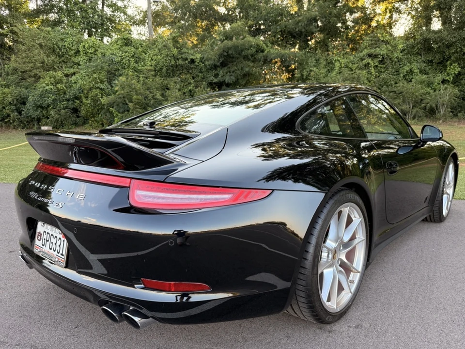 2013 Porsche 991 Carrera 4S - Image 18 of 31