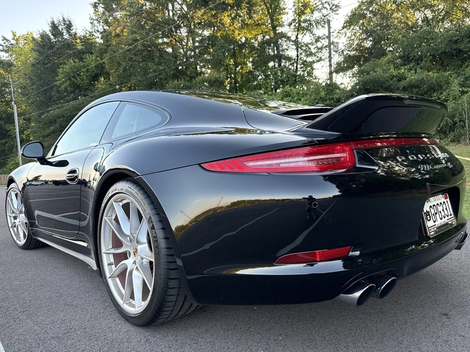 2013 Porsche 991 Carrera 4S - Image 25 of 31