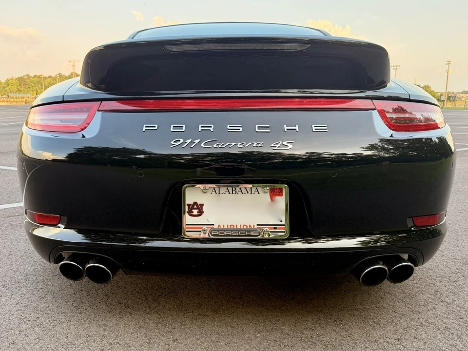 2013 Porsche 991 Carrera 4S - Image 22 of 31