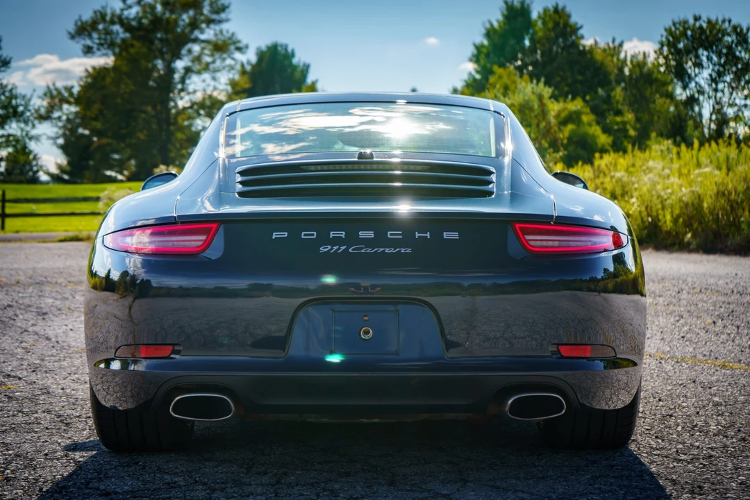 2013 Porsche 991 Carrera - Image 11 of 31