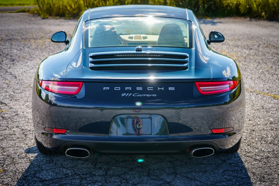 2013 Porsche 991 Carrera - Image 13 of 31