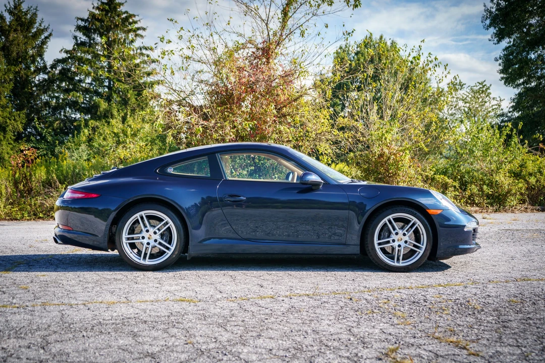 2013 Porsche 991 Carrera - Image 16 of 31