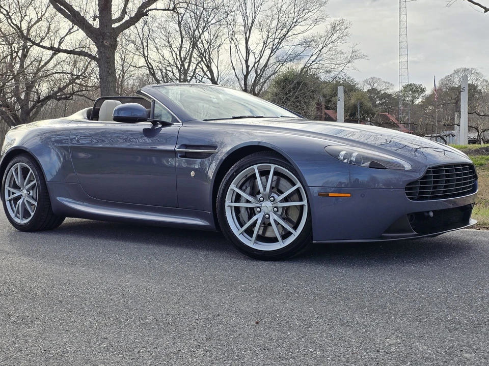 2014 Aston Martin V8 Vantage (2006-2017) - Image 23 of 31