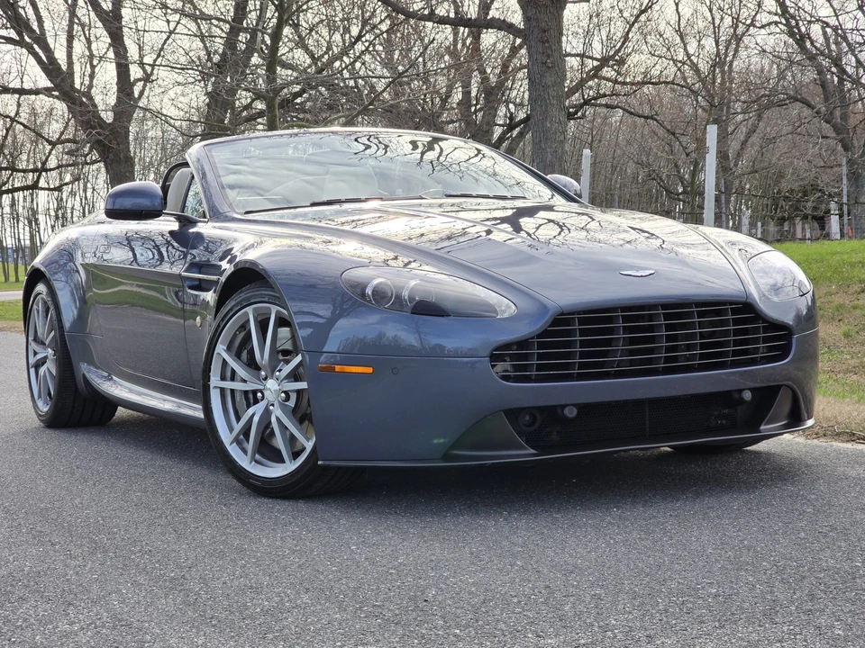 2014 Aston Martin V8 Vantage (2006-2017) - Image 18 of 31