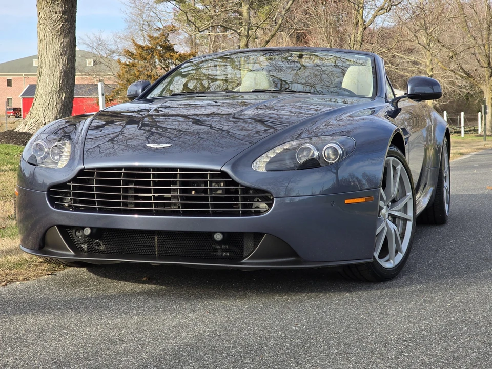 2014 Aston Martin V8 Vantage (2006-2017) - Image 11 of 31