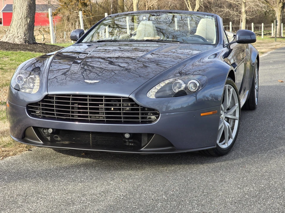 2014 Aston Martin V8 Vantage (2006-2017) - Image 10 of 31