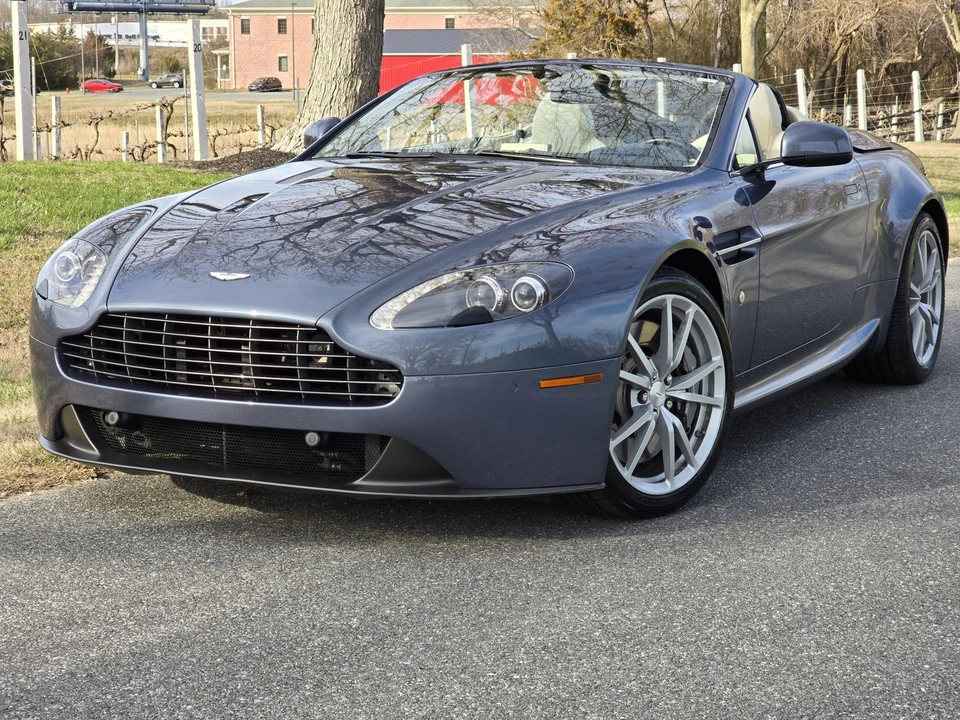 2014 Aston Martin V8 Vantage (2006-2017) - Image 8 of 31