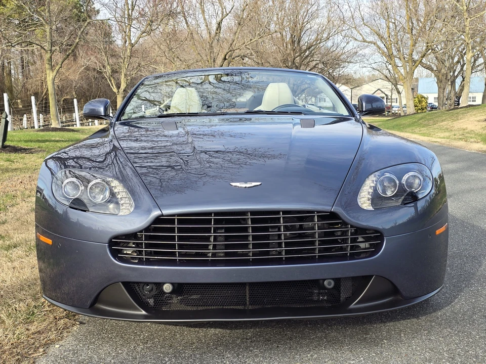 2014 Aston Martin V8 Vantage (2006-2017) - Image 13 of 31