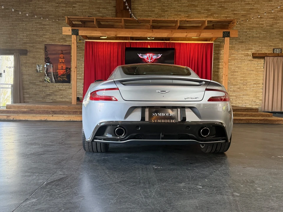 2014 Aston Martin Vanquish 2nd Gen - Image 28 of 31